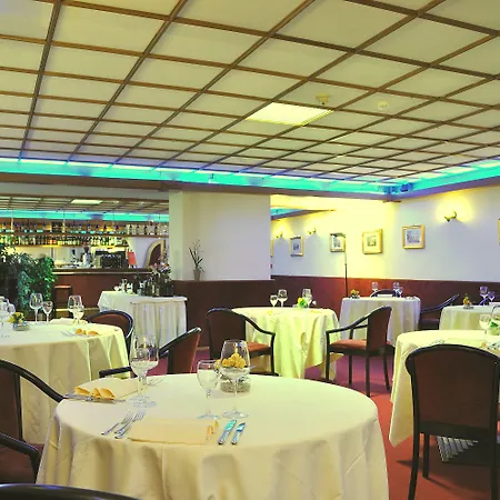 Pineta Palace 4* Roma